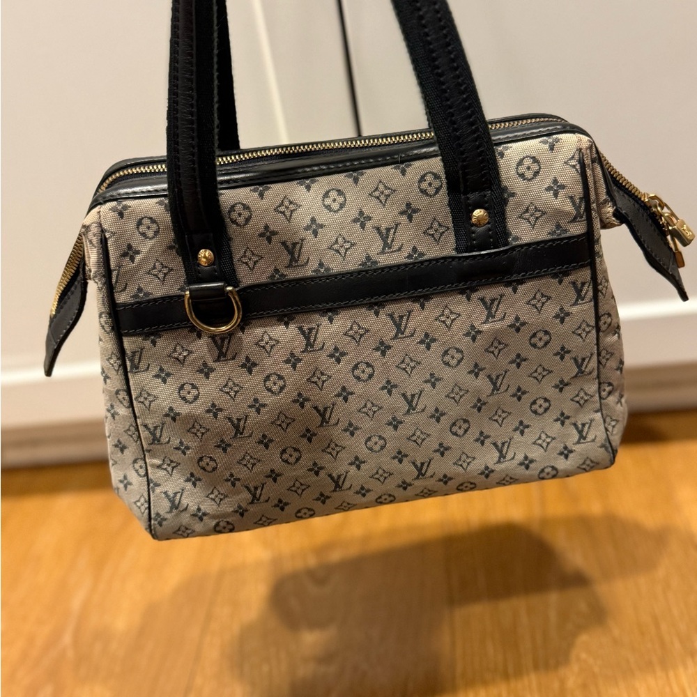 Vintage Louis Vuitton Monogram Demin Bag - Navy and Cream - Picture 3 of 12